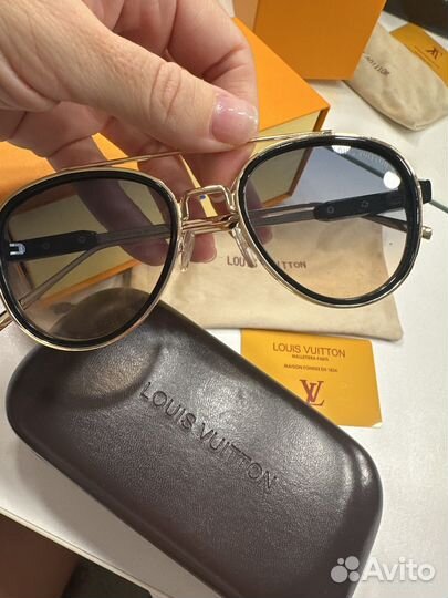 Солнцезащитные очки