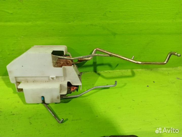 Замок двери Kia Magentis GD G4JP 2001