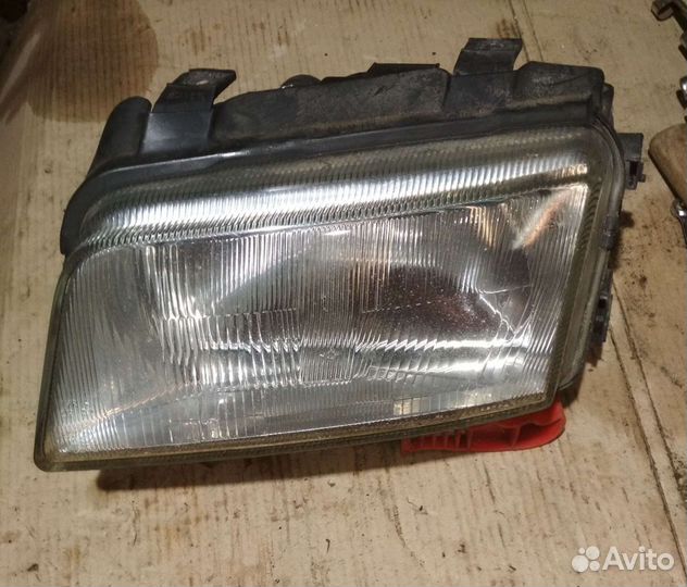 Фара левая Ауди А4 Б5