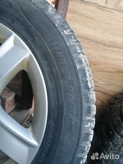 R16 Kumho WinterCraft Ice WI31 225/55, PCD 5x112 DIA 66.6