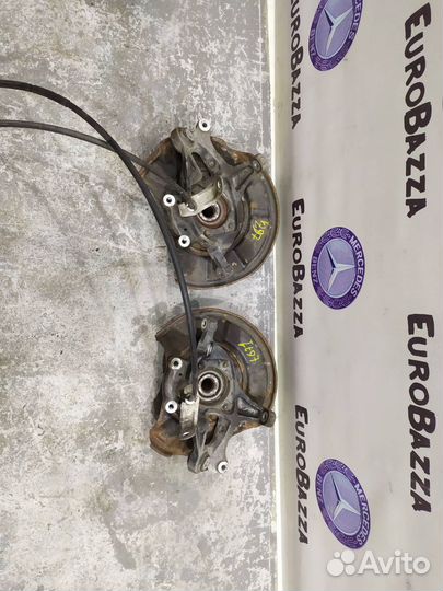 Кулак задний Mercedes W211