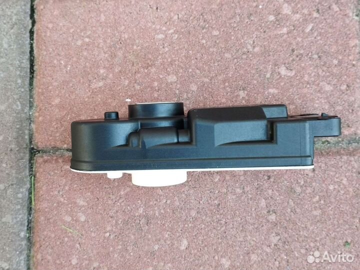 Моторчик жалюзи BMW X3 G01