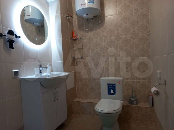 2-к. квартира, 60 м², 8/10 эт.