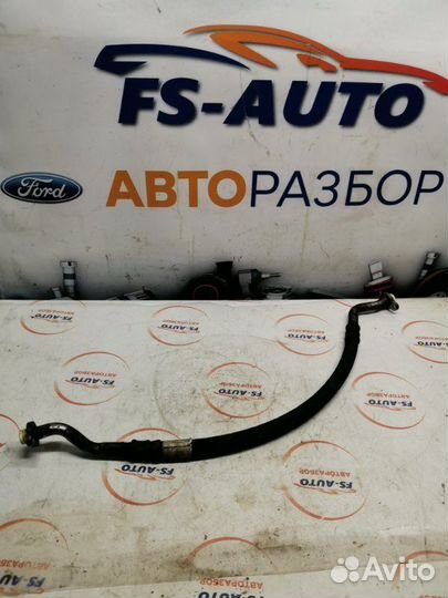Трубка кондиционера Volvo V60 2.0 дизель D5204T