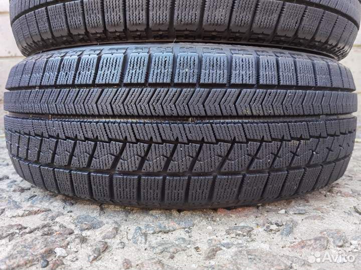 Bridgestone Blizzak VRX 185/60 R15 96U