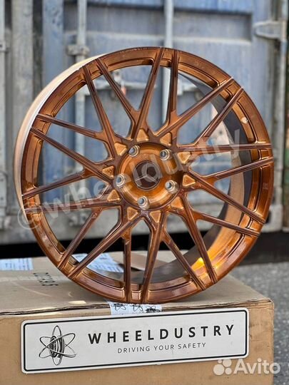 Кованые диски R22 Mercedes G-class 350D