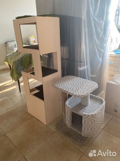 Домик для кошки с когтеточкой бу