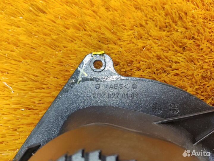 Кожух динамика передний левый Mercedes-Benz