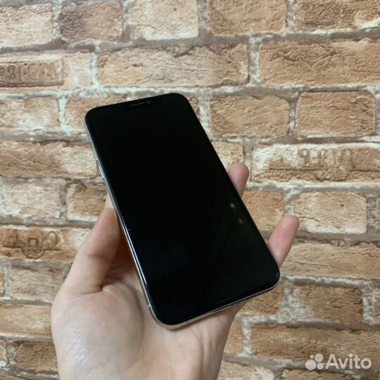 iPhone Xs, 64 ГБ