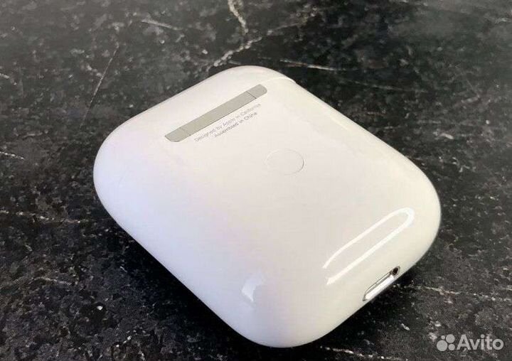 Airpods 2 (на гарантии+чехол)