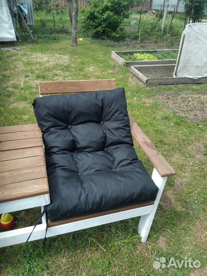 Подушки для уличной мебели и скамеек