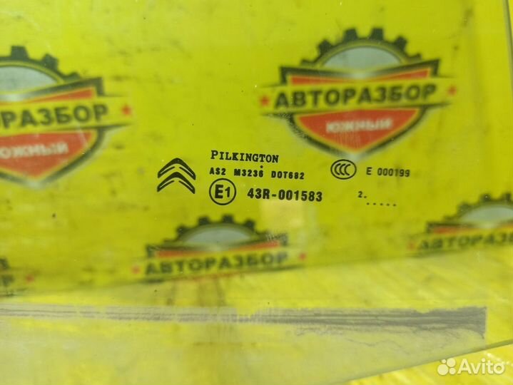 Стекло двери задней правой Citroen C4 B7