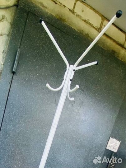 Вешалка напольная