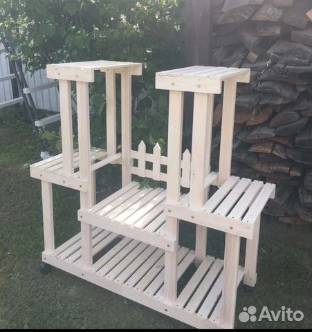 Этажерка для цветов