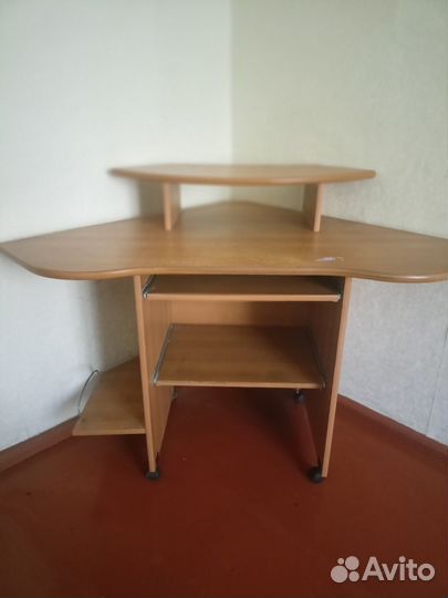 Компьютерный стол бу