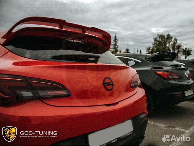 Тюнинг спойлер OPC V2 на Opel Astra J GTC