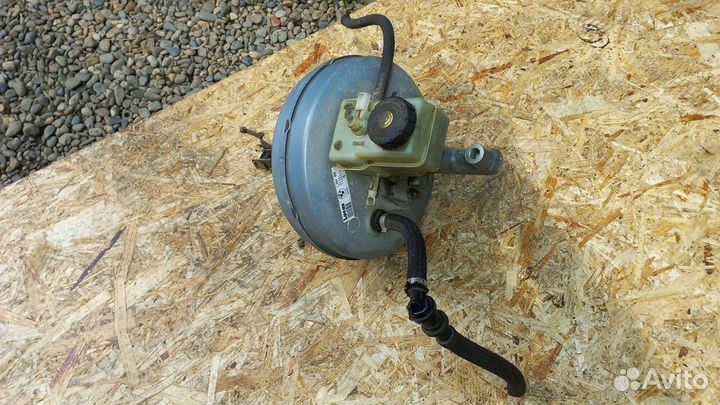 Вакуумный усилитель тормозов BMW e39