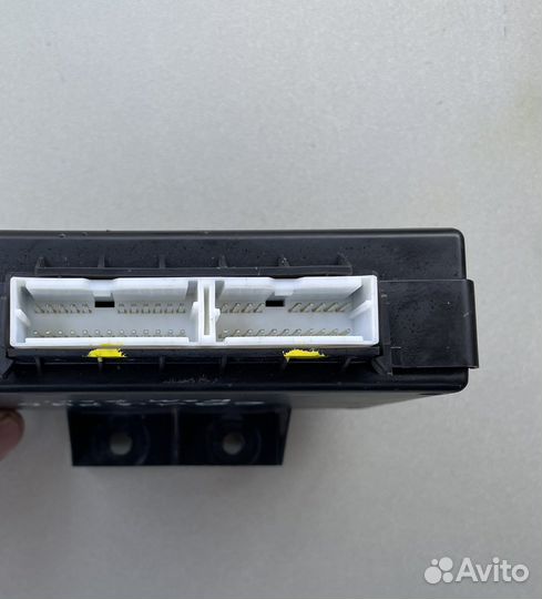 Блок комфорта Hyundai Solaris 1