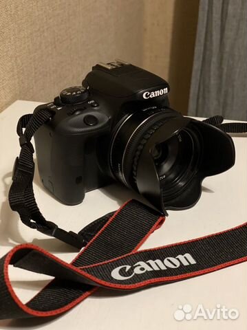 Зеркальный ф-т canon 100D (пробег 3267 ) ef 40