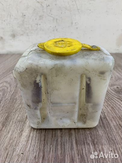 Бачок омывателя Opel Corsa C