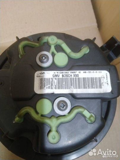 Моторчик печки Renault Logan рест. 2010 N106609Z