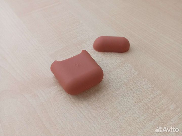 Чехол для наушников airpods 2