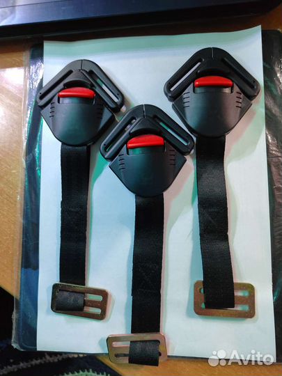 Замок детского автокресла