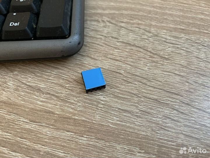 Радиатор 11х11х5мм новый