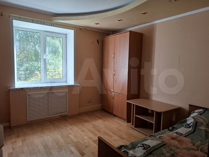 3-к. квартира, 58 м², 1/2 эт.