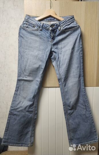 Джинсы светло-голубые женские, S