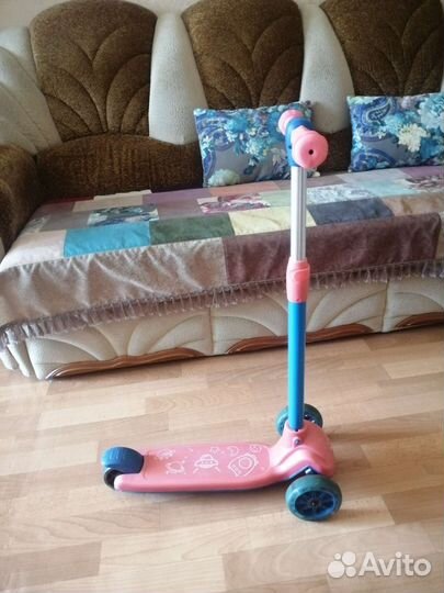Самокат детский трехколесный