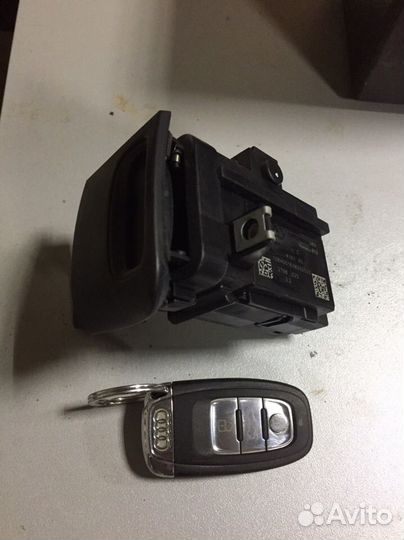 Замок зажигания audi A4 a5 q5 8K0909131c