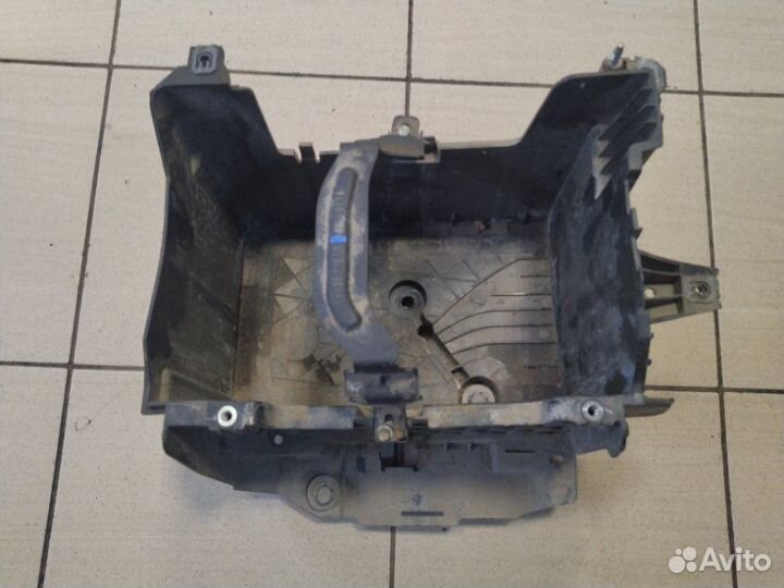 Площадка Акб Renault Megane 3 H4M729 2014