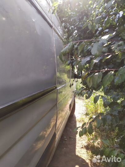 Боковая раздвижная дверь Mercedes Sprinter W906