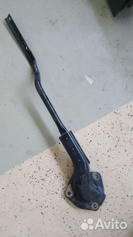 Распорка передних стоек Форд Фокус 2