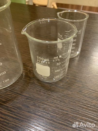 Стаканы лабораторные, мерные, колбы Pyrex