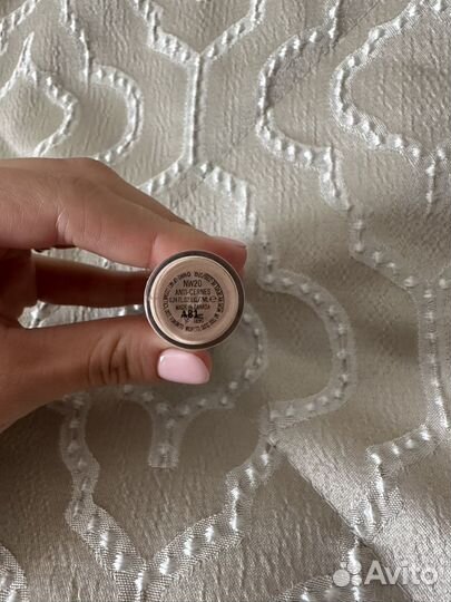 Консилер MAC studio fix 24-hour liquid concealer