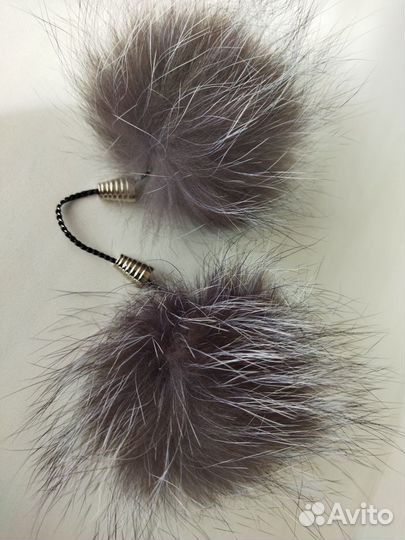 Меховые помпоны