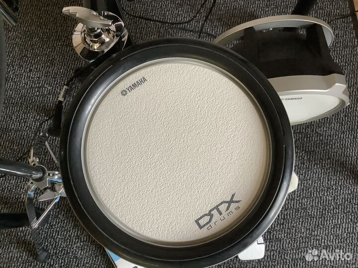 Yamaha DTX582K электронные ударные