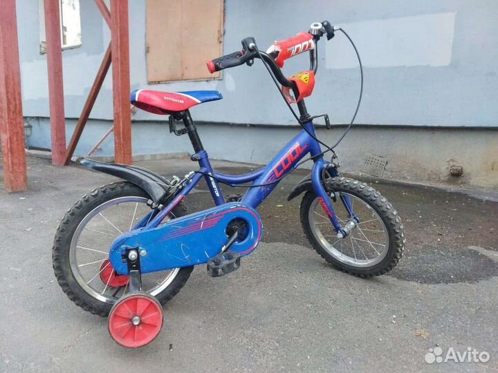 Детский велосипед с родительской ручкой