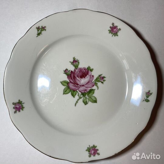Тарелки фарфоровые гдр