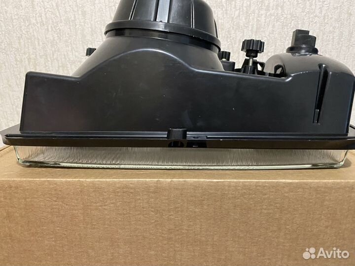 Блок-фара левая 2107 освар (белый указ. поворота)