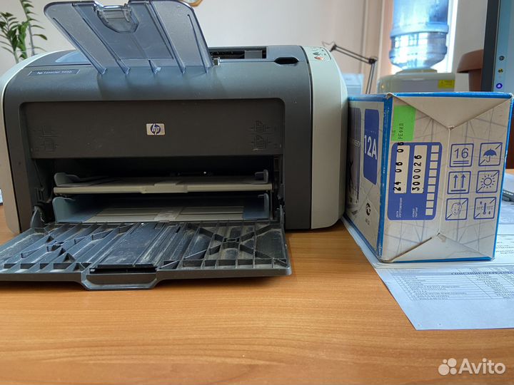 Принтер лазерный hp