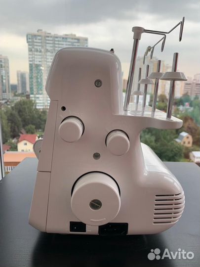 Оверлок Jaguar T-77DW