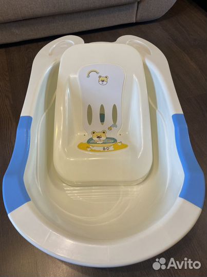 Ванночка для купания с горкой