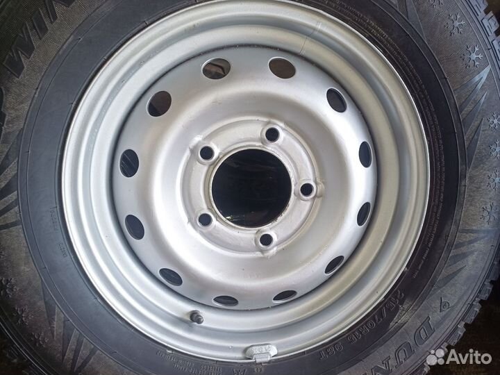 Dunlop sp winter ice 02