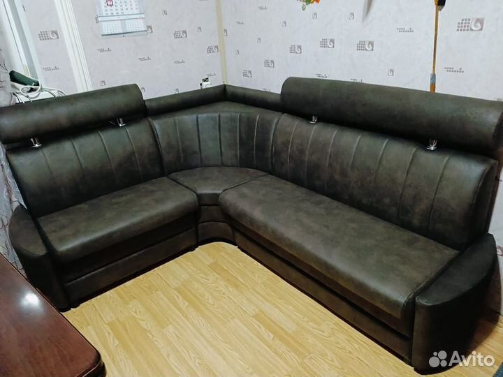 Реставрация-ремонт мягкой мебели