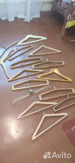 Вешалки плечики деревянные СССР