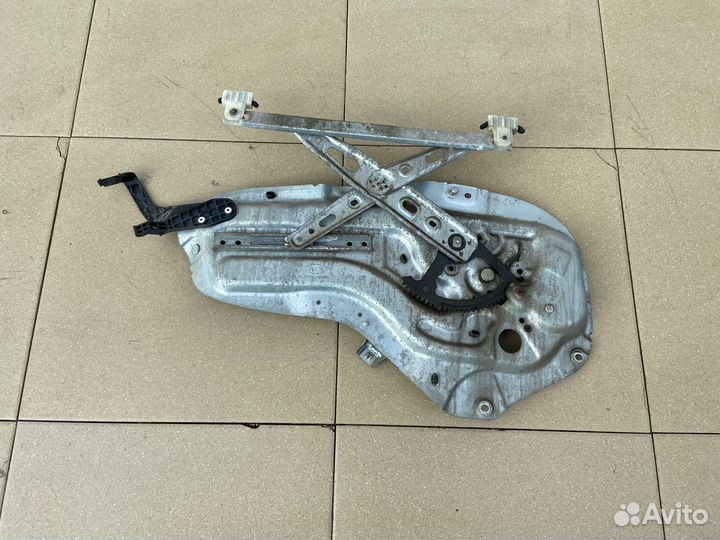 Стеклоподьемник задний правый Kia cerato 2