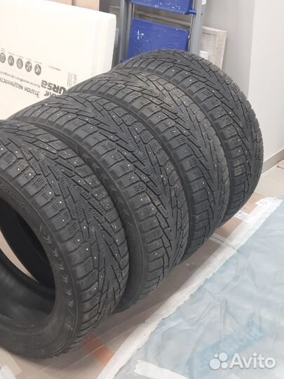 Nokian Tyres Hakkapeliitta 7 SUV 2.25/5 R18